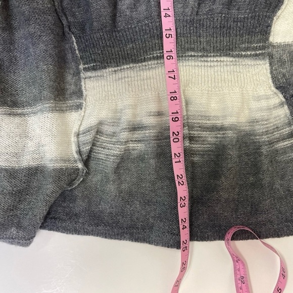 Tommy Bahama Open Front Cardigan Womens Size Medium Wool Mohair Blend Grey - Picture 6 of 11